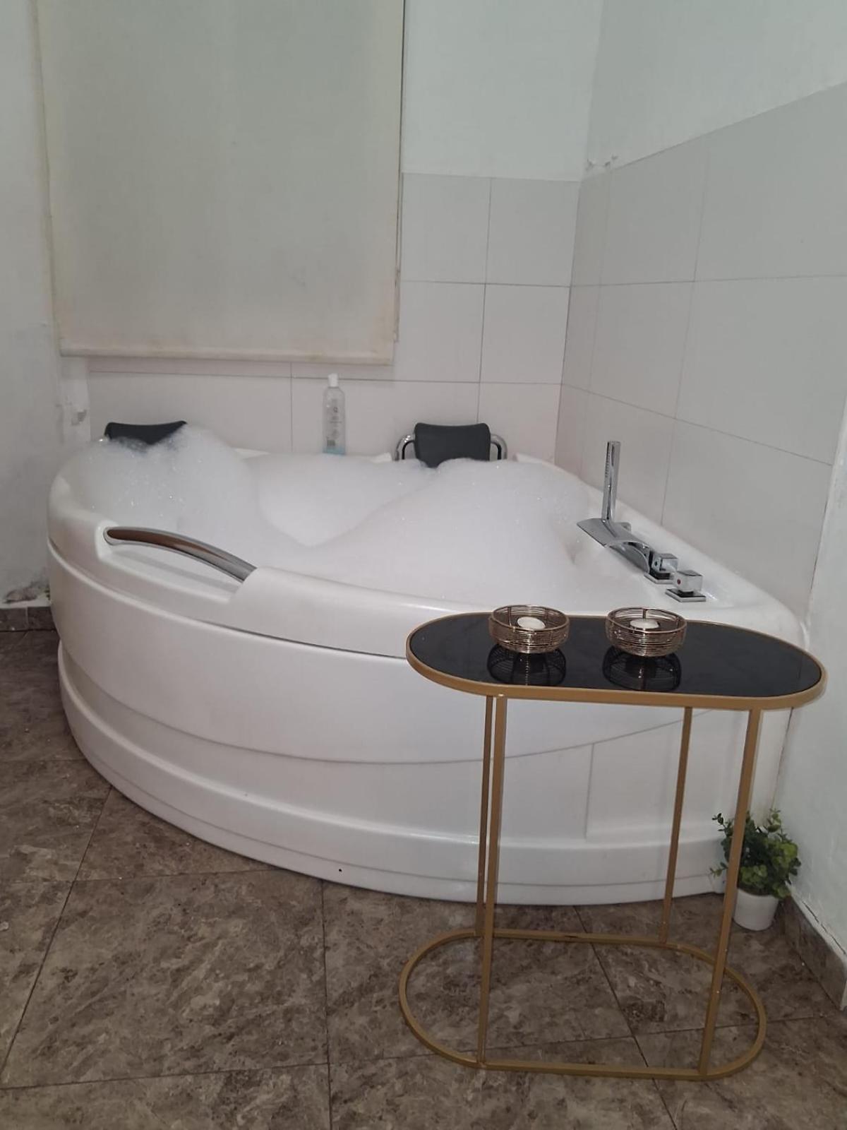 Apartamento Jacuzzi Cartagena Ngoại thất bức ảnh